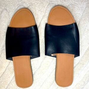 Forever 21 Black Size 9 Sandal